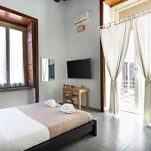 Napoli Napoli Rooms Guest house